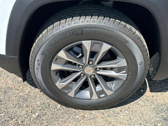 new 2026 Chevrolet Equinox car, priced at $32,790