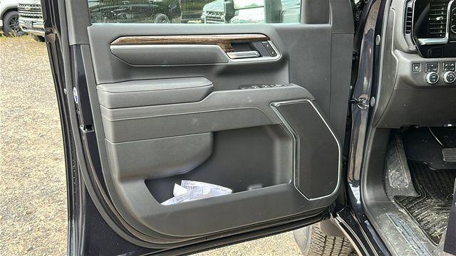 new 2025 GMC Sierra 2500 car, priced at $59,075