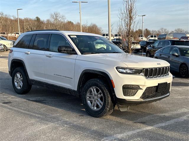 new 2025 Jeep Grand Cherokee car, priced at $38,158