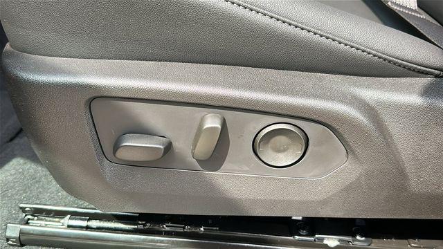 new 2025 GMC Canyon car, priced at $46,220