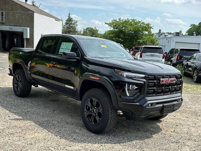 new 2025 GMC Canyon car, priced at $46,220