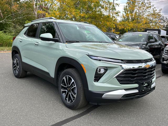new 2026 Chevrolet TrailBlazer car, priced at $29,375