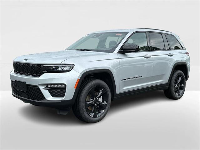 new 2025 Jeep Grand Cherokee car, priced at $49,088