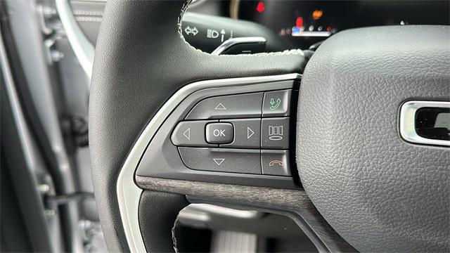 new 2025 Jeep Grand Cherokee car, priced at $49,088