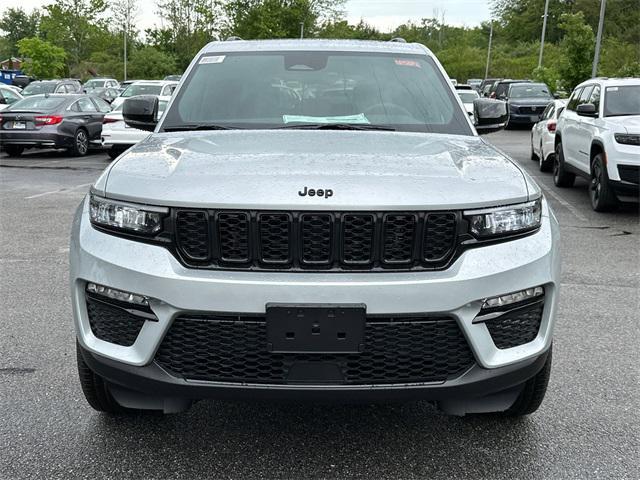 new 2025 Jeep Grand Cherokee car, priced at $49,088