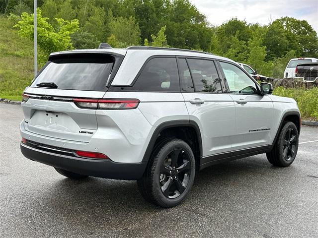 new 2025 Jeep Grand Cherokee car, priced at $49,088