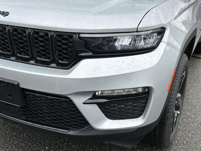 new 2025 Jeep Grand Cherokee car, priced at $48,088