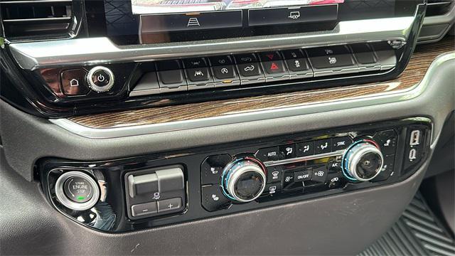 new 2025 GMC Sierra 1500 car, priced at $54,625