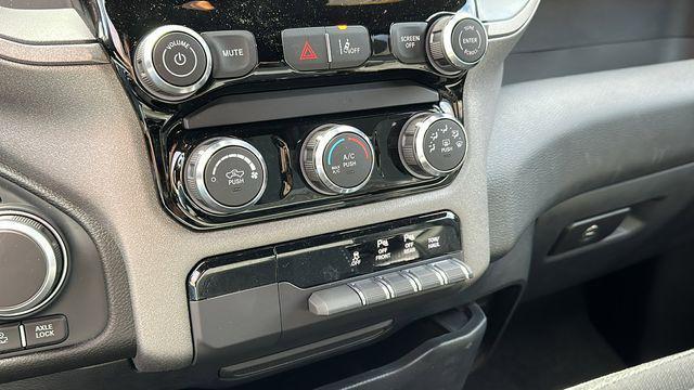 new 2025 Ram 1500 car, priced at $47,138