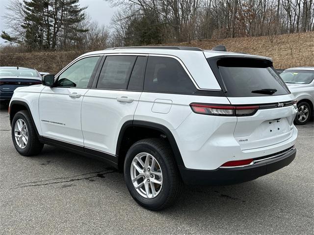 new 2025 Jeep Grand Cherokee car, priced at $40,471