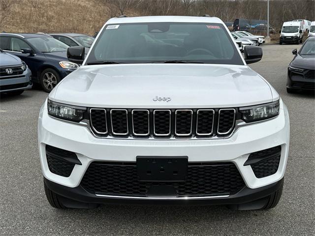 new 2025 Jeep Grand Cherokee car, priced at $40,471