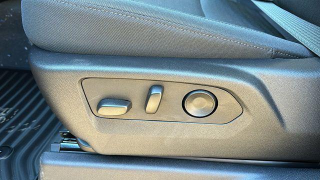 new 2025 GMC Sierra 1500 car, priced at $51,075