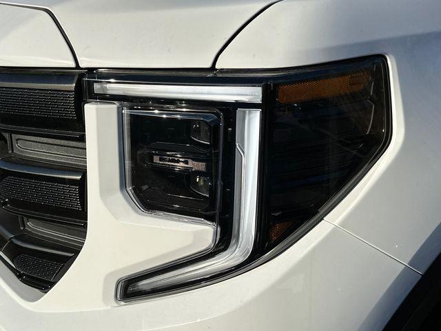 new 2025 GMC Sierra 1500 car, priced at $51,075