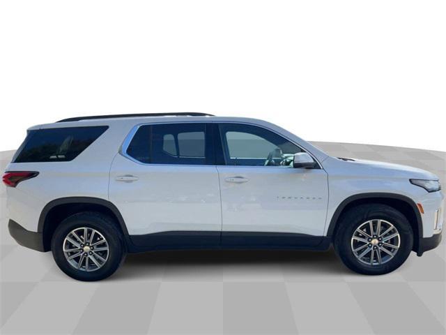 used 2023 Chevrolet Traverse car, priced at $28,453