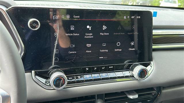 new 2025 GMC Canyon car, priced at $44,800