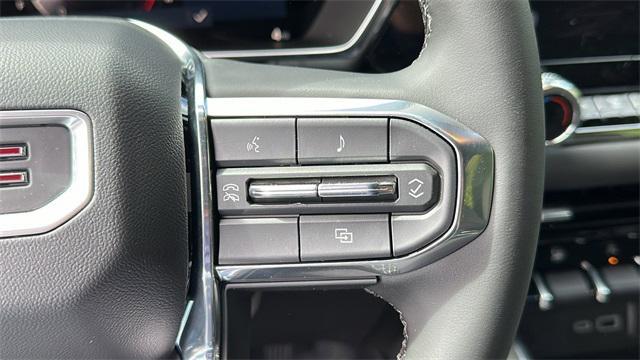 new 2025 GMC Canyon car, priced at $44,800