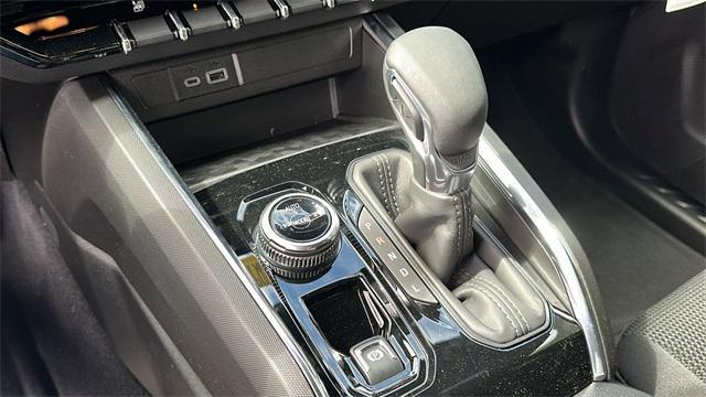 new 2025 GMC Canyon car, priced at $44,800