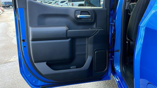 new 2025 Chevrolet Silverado 1500 car, priced at $43,920