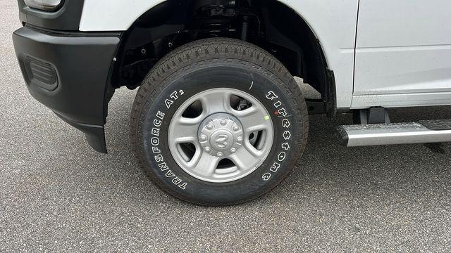 new 2024 Ram 2500 car, priced at $48,571