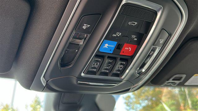 new 2025 Jeep Grand Cherokee car, priced at $54,249