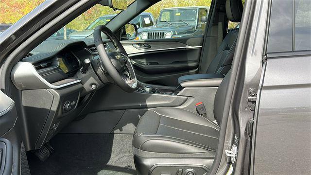 new 2025 Jeep Grand Cherokee car, priced at $54,249