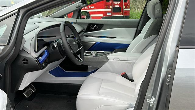 new 2025 Cadillac OPTIQ car, priced at $47,695