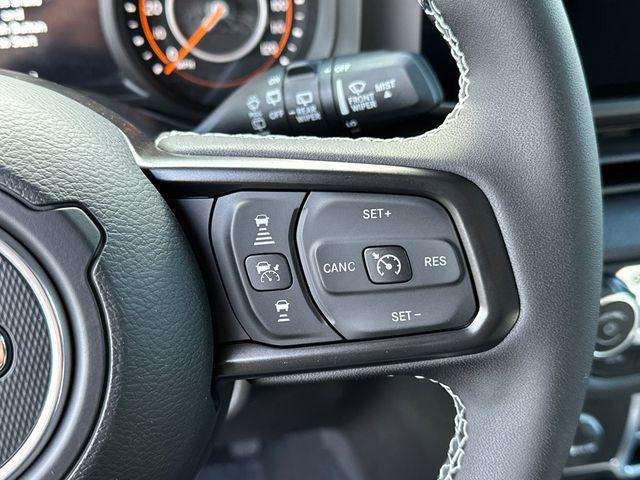 new 2025 Jeep Wrangler car, priced at $43,927