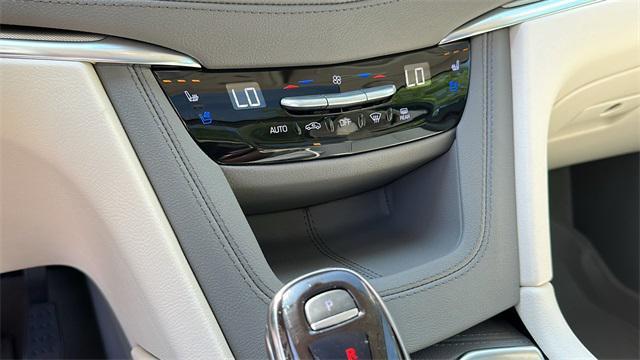 new 2025 Cadillac XT5 car, priced at $56,410