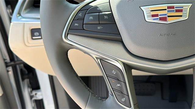 new 2025 Cadillac XT5 car, priced at $56,410