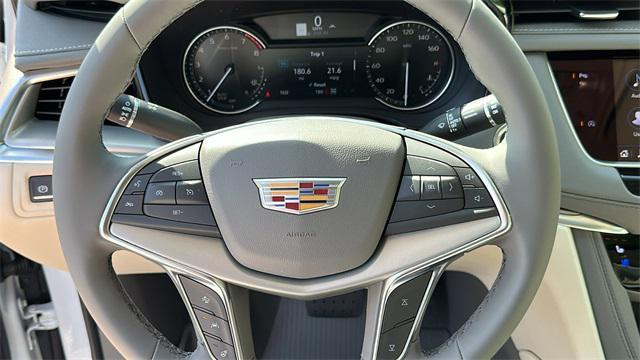 new 2025 Cadillac XT5 car, priced at $56,410