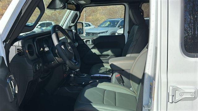 new 2026 Jeep Gladiator car, priced at $59,359