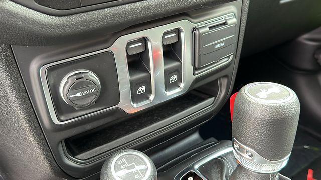 new 2025 Jeep Wrangler car, priced at $35,054