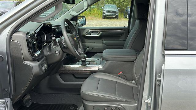 new 2026 Chevrolet Silverado 1500 car, priced at $58,990