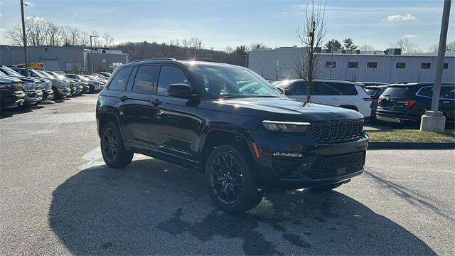 new 2025 Jeep Grand Cherokee car, priced at $67,367