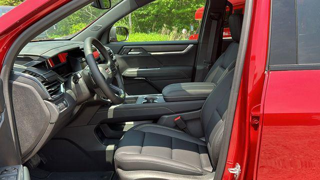 new 2025 GMC Acadia car, priced at $52,975