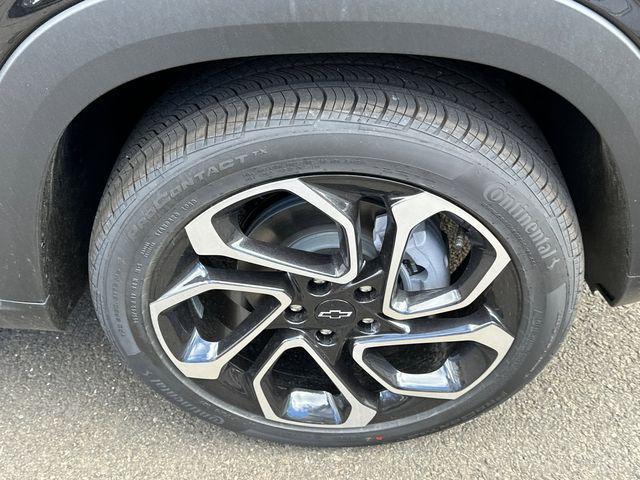 new 2026 Chevrolet Trax car, priced at $25,990