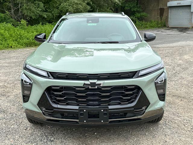 new 2025 Chevrolet Trax car, priced at $26,690
