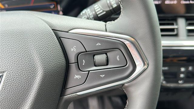 new 2025 Chevrolet Trax car, priced at $26,690