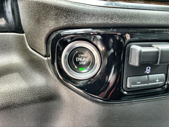used 2024 GMC Sierra 2500 car, priced at $52,584
