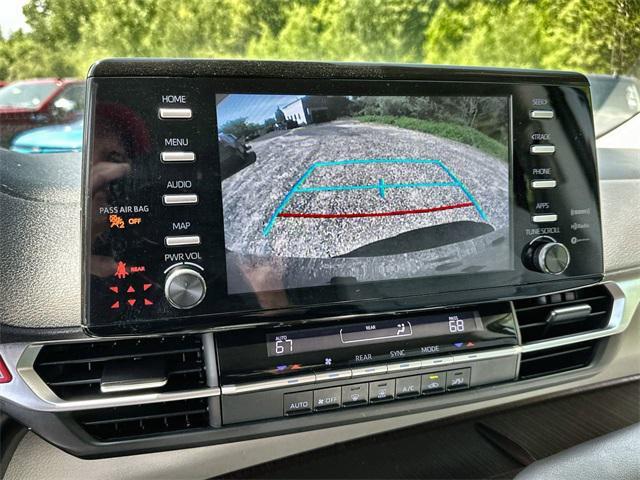 used 2022 Toyota Sienna car, priced at $36,626
