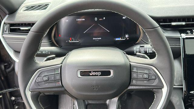 new 2025 Jeep Grand Cherokee car, priced at $40,628