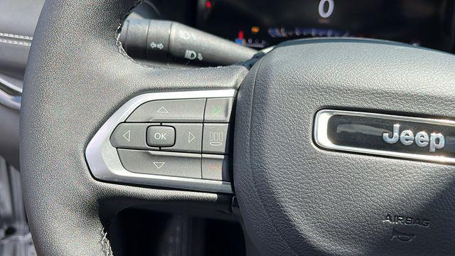 new 2024 Jeep Compass car, priced at $32,999