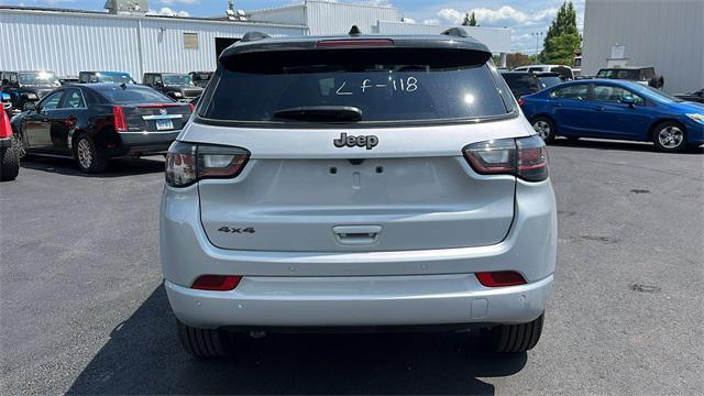 new 2024 Jeep Compass car, priced at $33,197