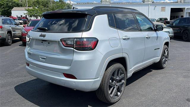 new 2024 Jeep Compass car, priced at $33,197