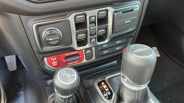 new 2026 Jeep Gladiator car, priced at $50,014