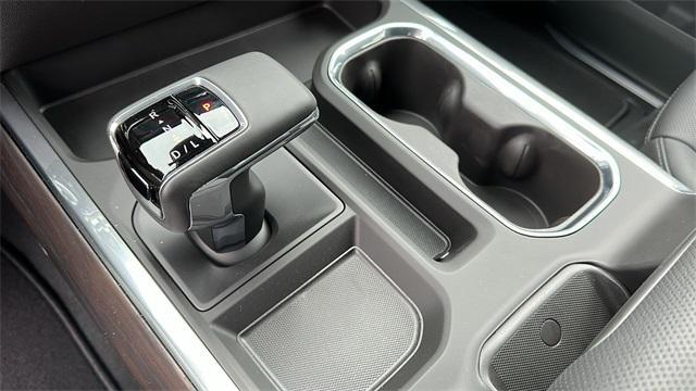 new 2025 GMC Sierra 1500 car, priced at $59,690