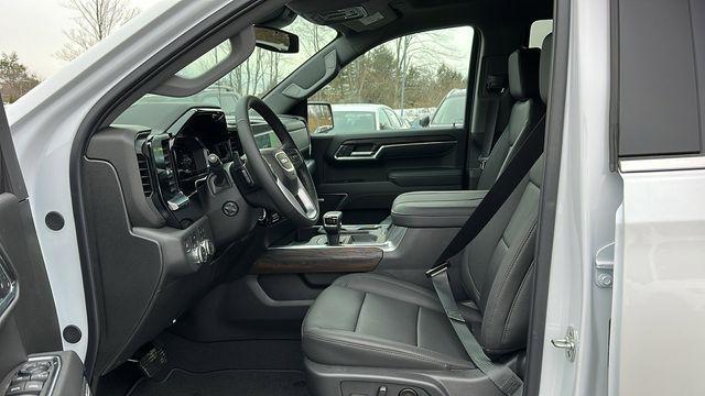 new 2025 GMC Sierra 1500 car, priced at $54,690