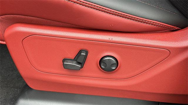 new 2025 Ram 1500 car, priced at $57,653