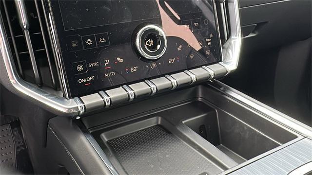 new 2025 GMC Acadia car, priced at $49,200