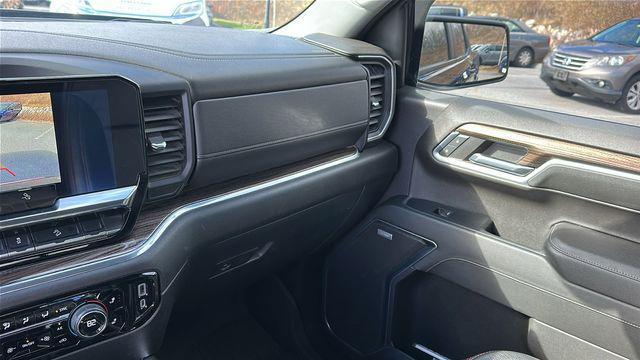 used 2022 Chevrolet Silverado 1500 car, priced at $39,999